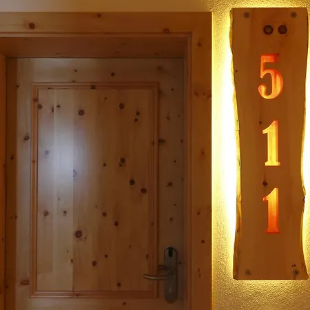 Alpenfrieden Hotel 3*