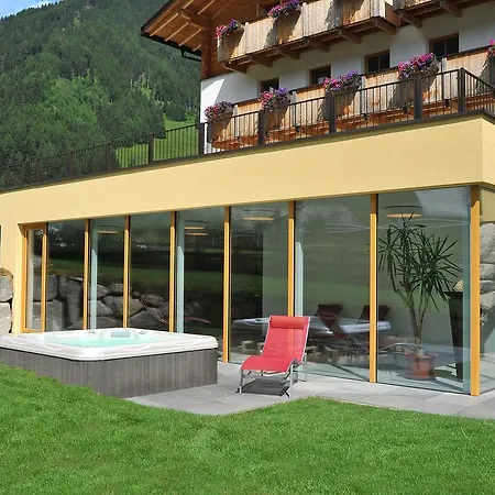Hotel Alpenfrieden 3*