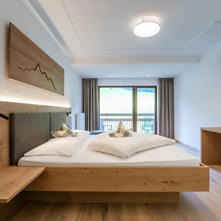 Alpenfrieden Hotel 3*